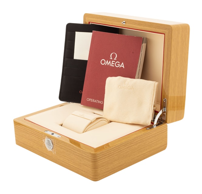 Omega Speedmaster Dark Side of the Moon 311.92.44.51.01.006 Image 5